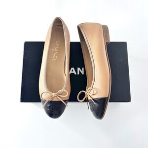 Chanel CC Logo Beige Black Leather Bow Embellished Ballet Flats 36.5